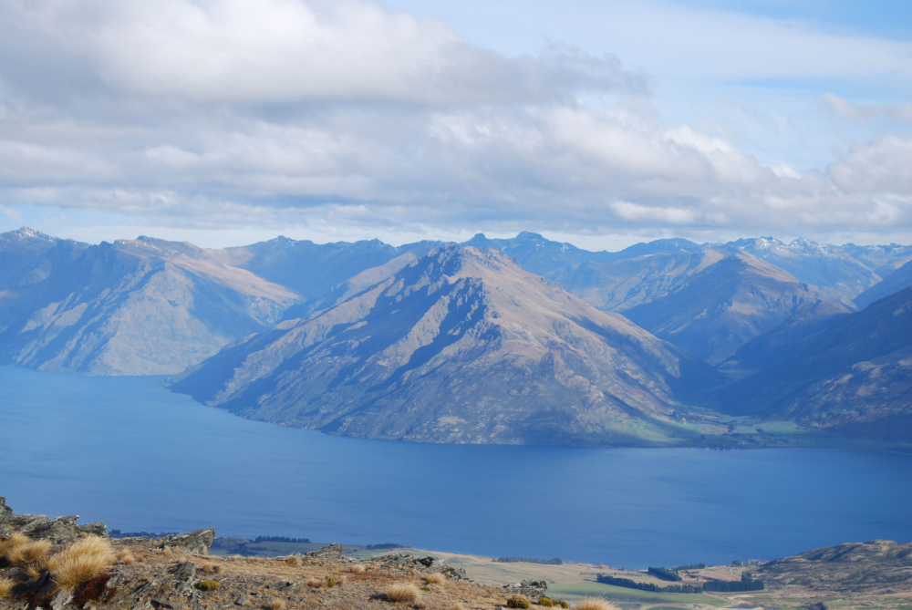 230043-lake-wakatipu-queenstown (1).jpg