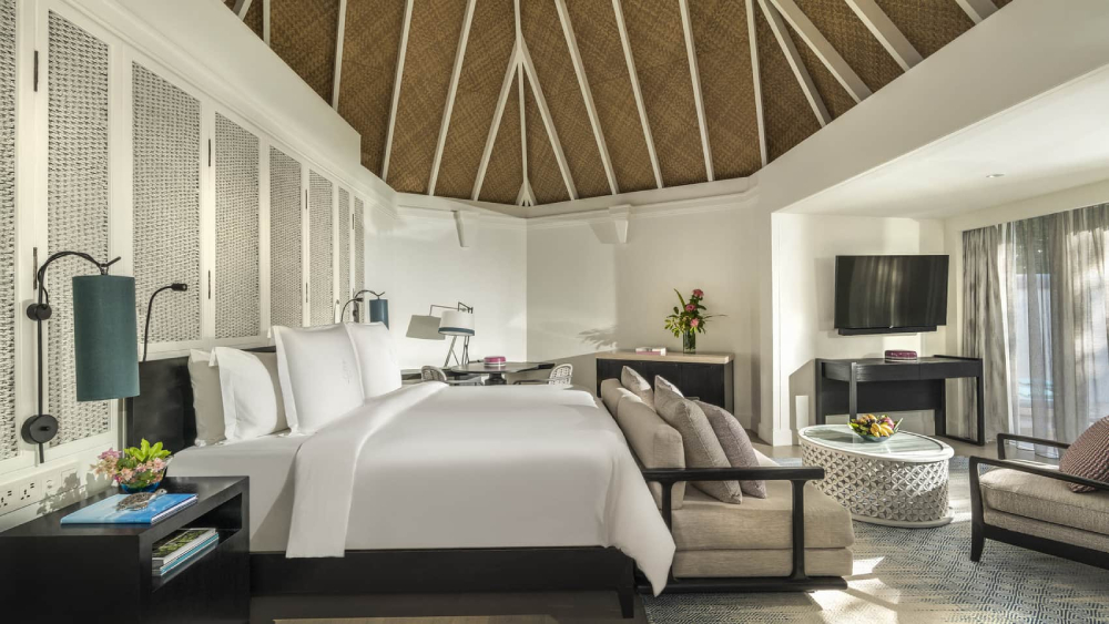 deluxe pool bunglow.jpg