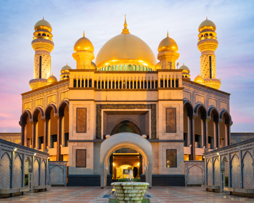 jame-asr-hassanil-bolkiah-mosque-bandar-seri-beg-2025-02-10-06-16-31-utc.jpg